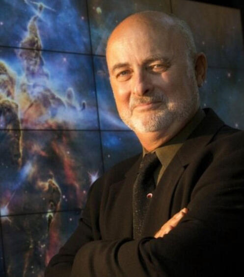 ["Science Team Meeting"](https://www.flickr.com/photos/59345957@N05/12994727243) by [NASA ICE](https://www.flickr.com/photos/593